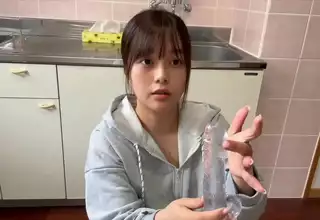 Masturbating with dildo. I want you to lick my smelly pussy... a college girls that hasnt been washed for days.