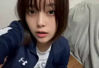 I masturbated with a toy while wearing the tracksuit and jeans I wore in and came a lot...